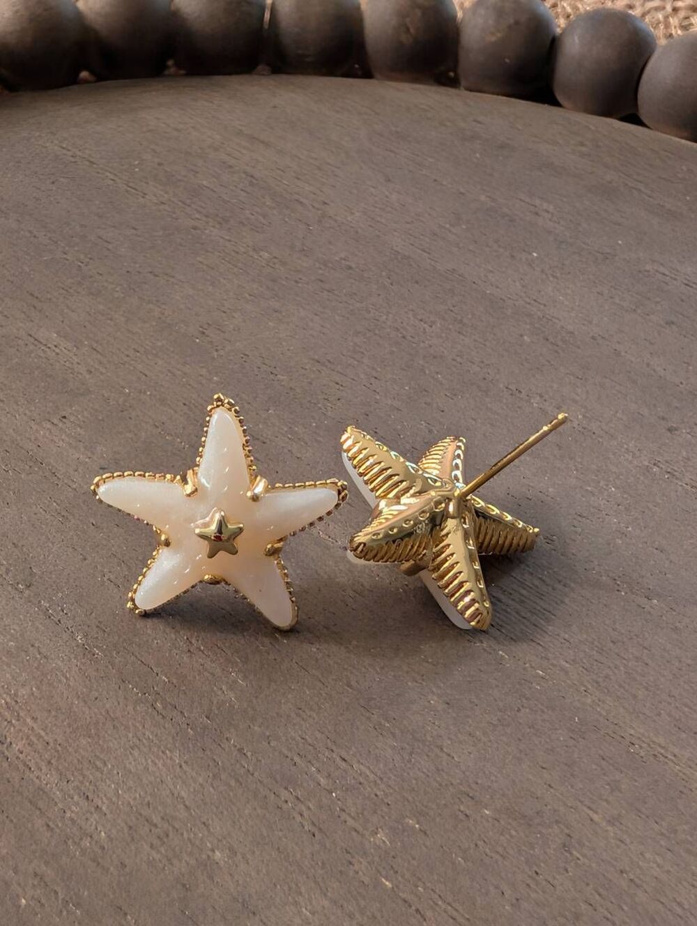 KENDRA SCOTT Parker Starfish Stud Earrings - Picture 3 of 4
